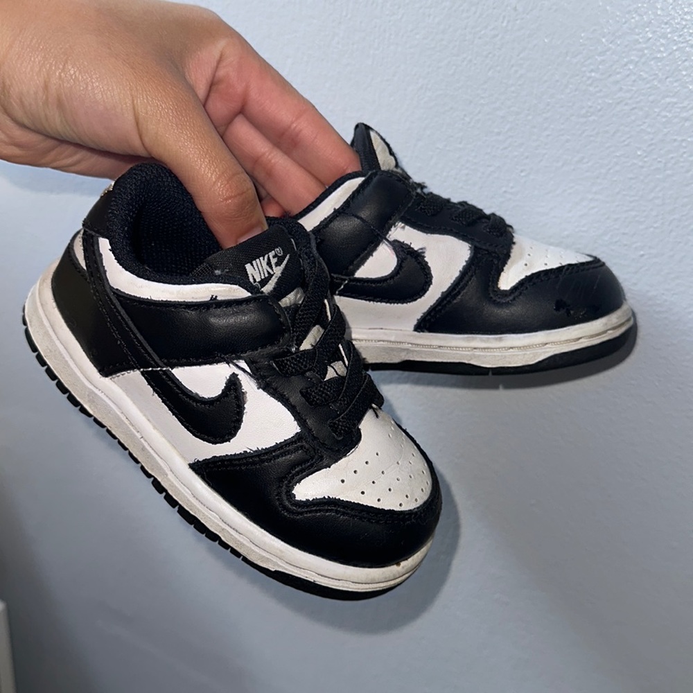 Toddler Nike panda dunk lows